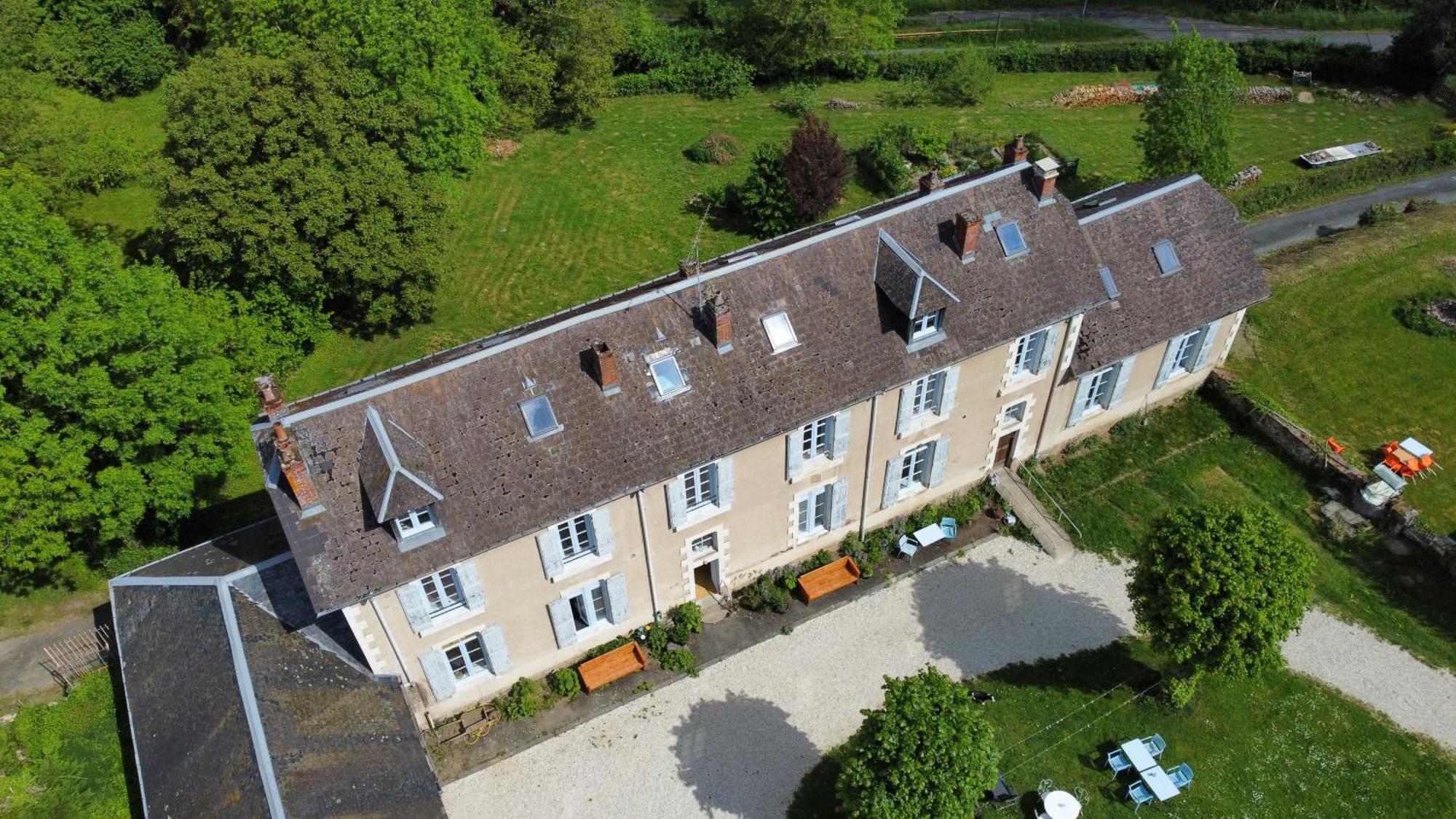L' Ancienne Ecole Du Morvan Larochemillay Exteriér fotografie