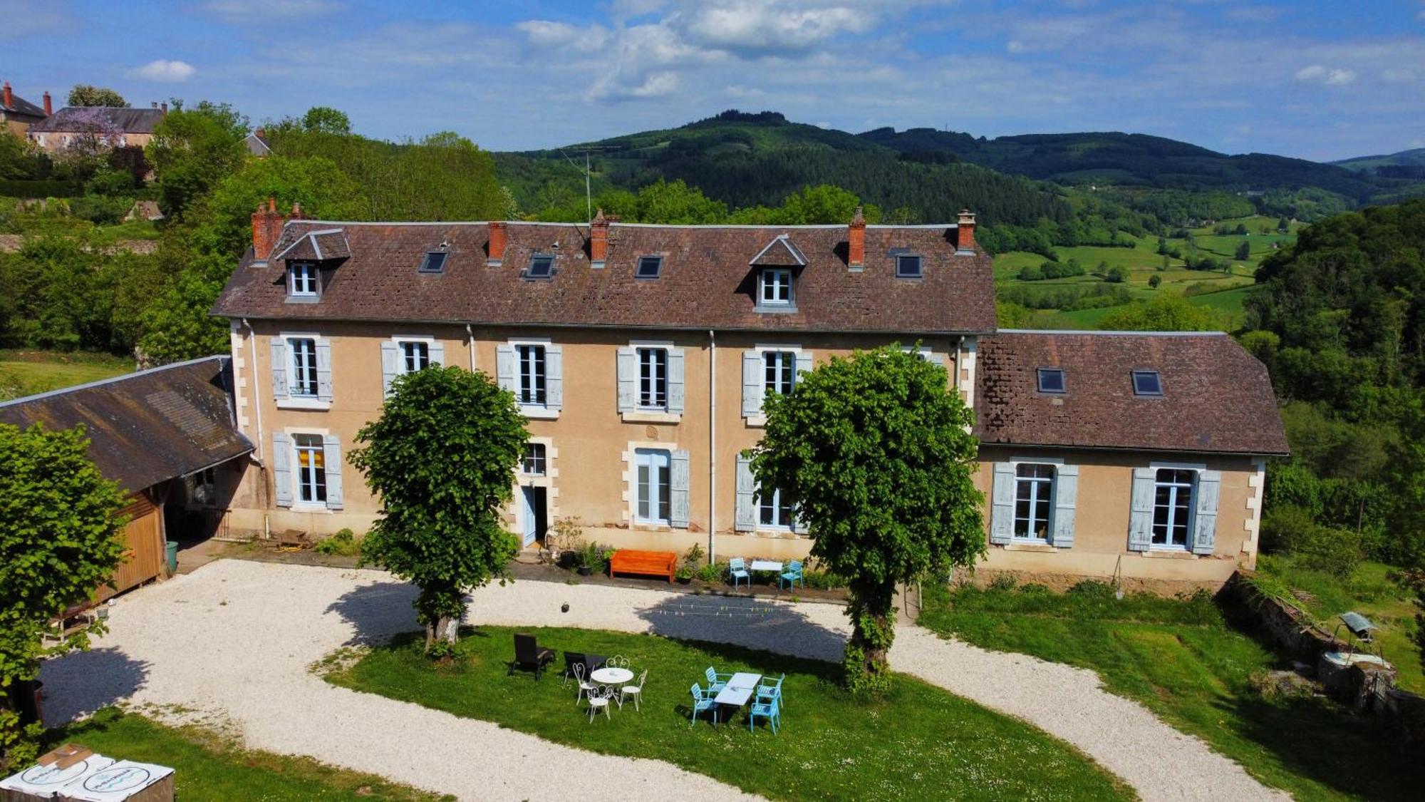L' Ancienne Ecole Du Morvan Larochemillay Exteriér fotografie